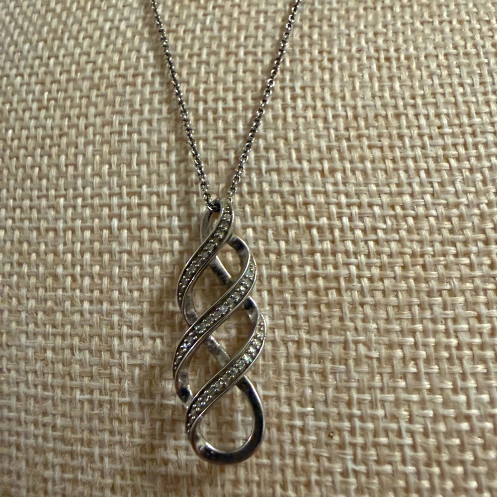 Diamond Chip 925 Sterling‎ Silver Triple Infinity Twist Pendant Necklace Italy